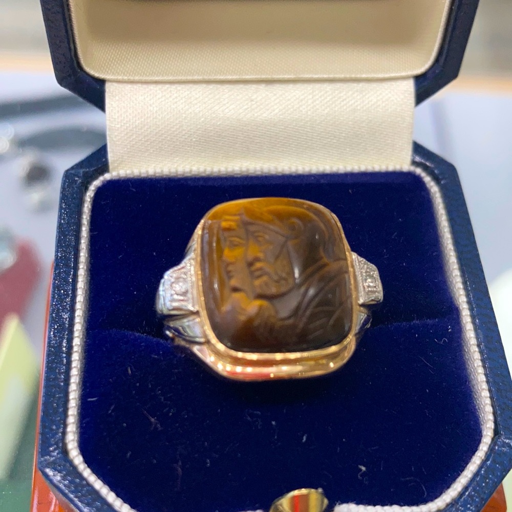 Gorgeous engraved tigers eye Ring